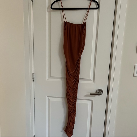 NastyGal Orange Midi Dress - Picture 4 of 8